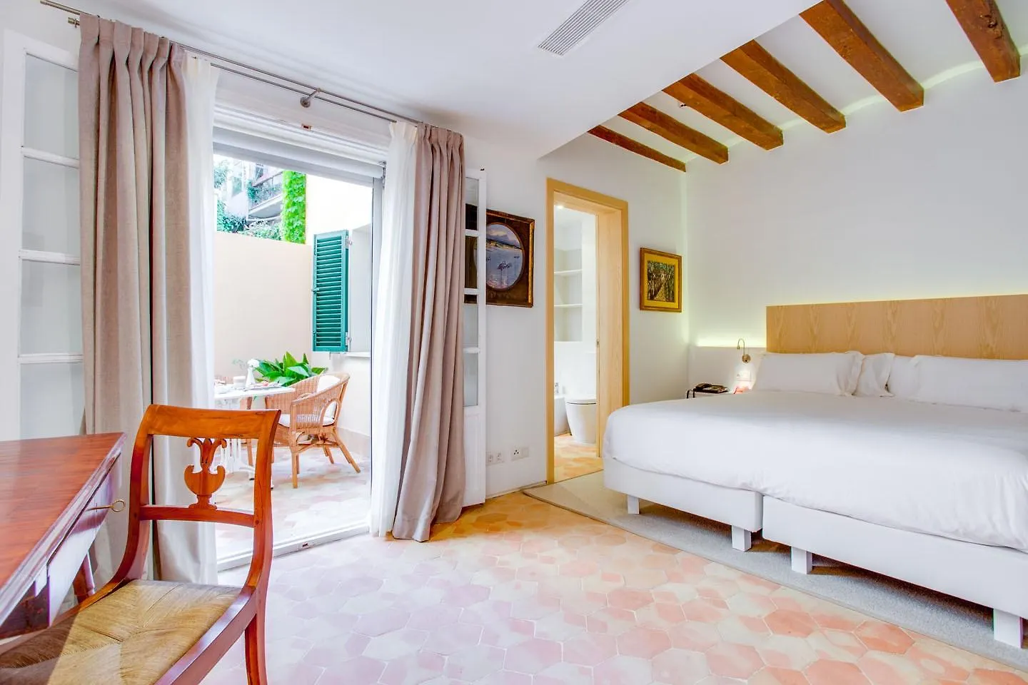 ****  Ah Art Hotel Palma Испания